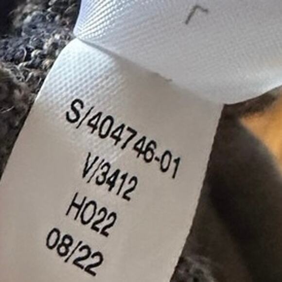 Banana Republic Men’s Striped Merino Wool Sweater – Classic Crewneck - Picture 8 of 8